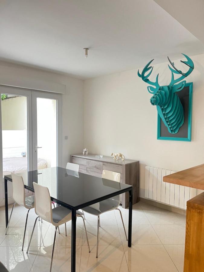 Ecu : Superbe Appartement Avec Exterieur Reims Exterior photo